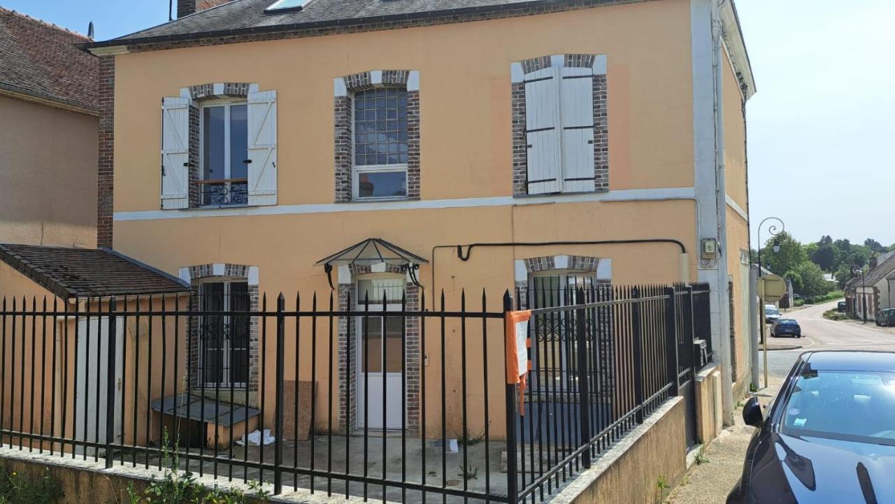 Serrimmo - Appartement Berangere Bleneau Luaran gambar